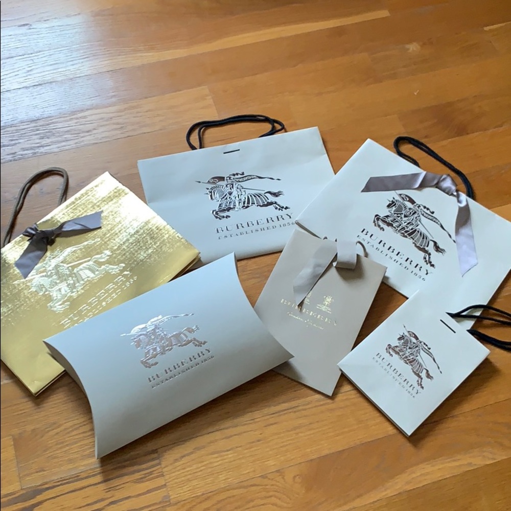 Authentic Burberry 5 shopping bags 1 Gift Box